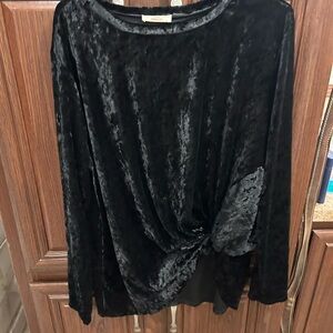 Soft Velvet Long-Sleeve Twist Front Top - Black